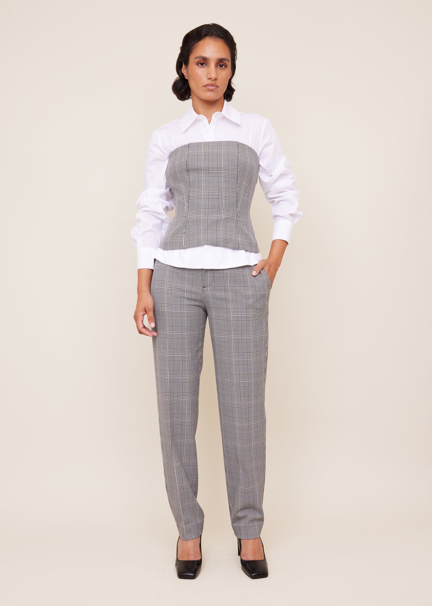 Tapered trousers with checks