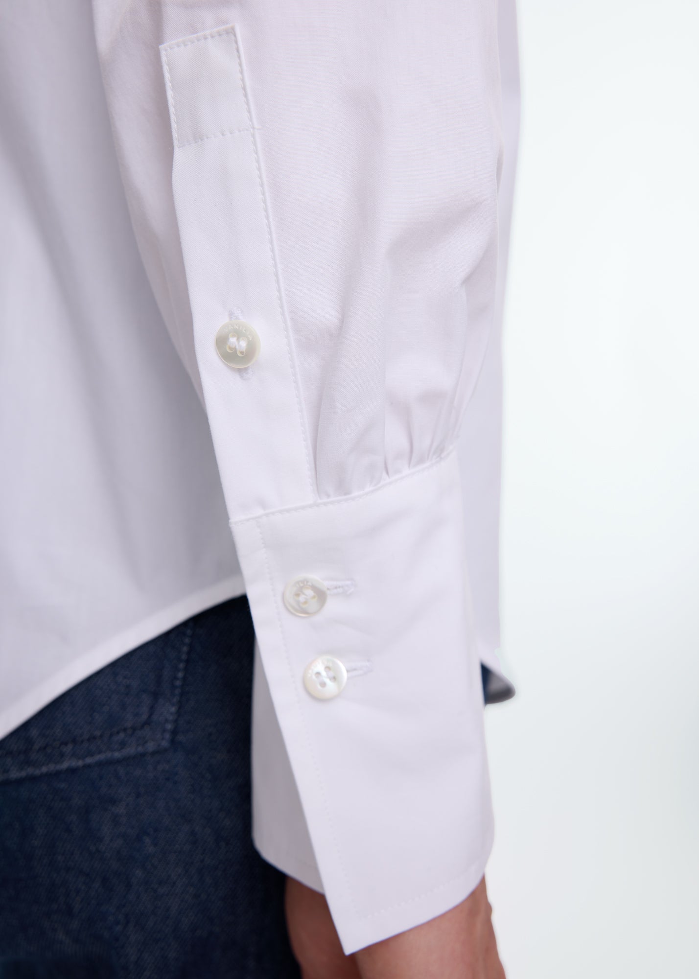 Classic poplin blouse