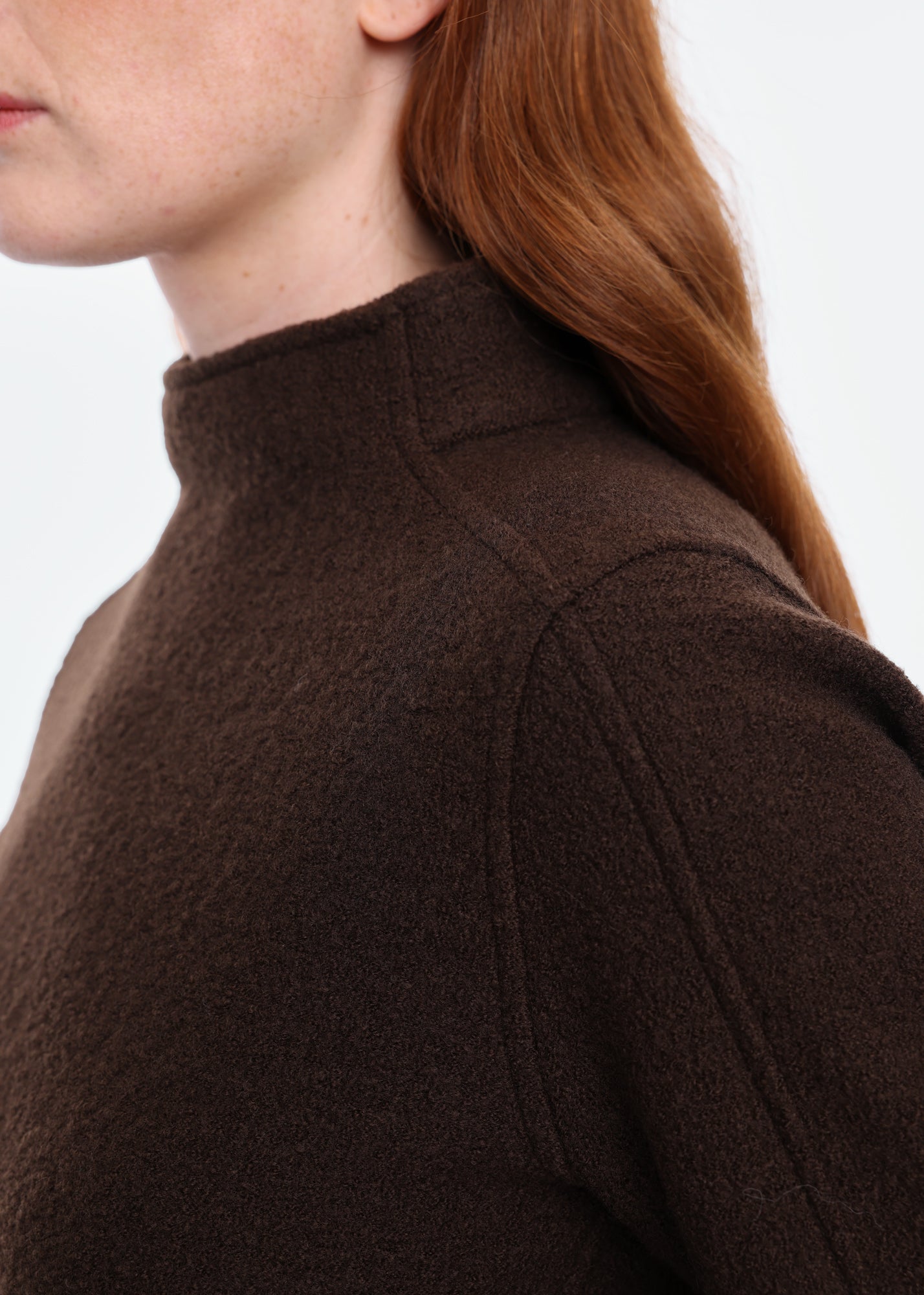 Turtle neck curl wool sweater