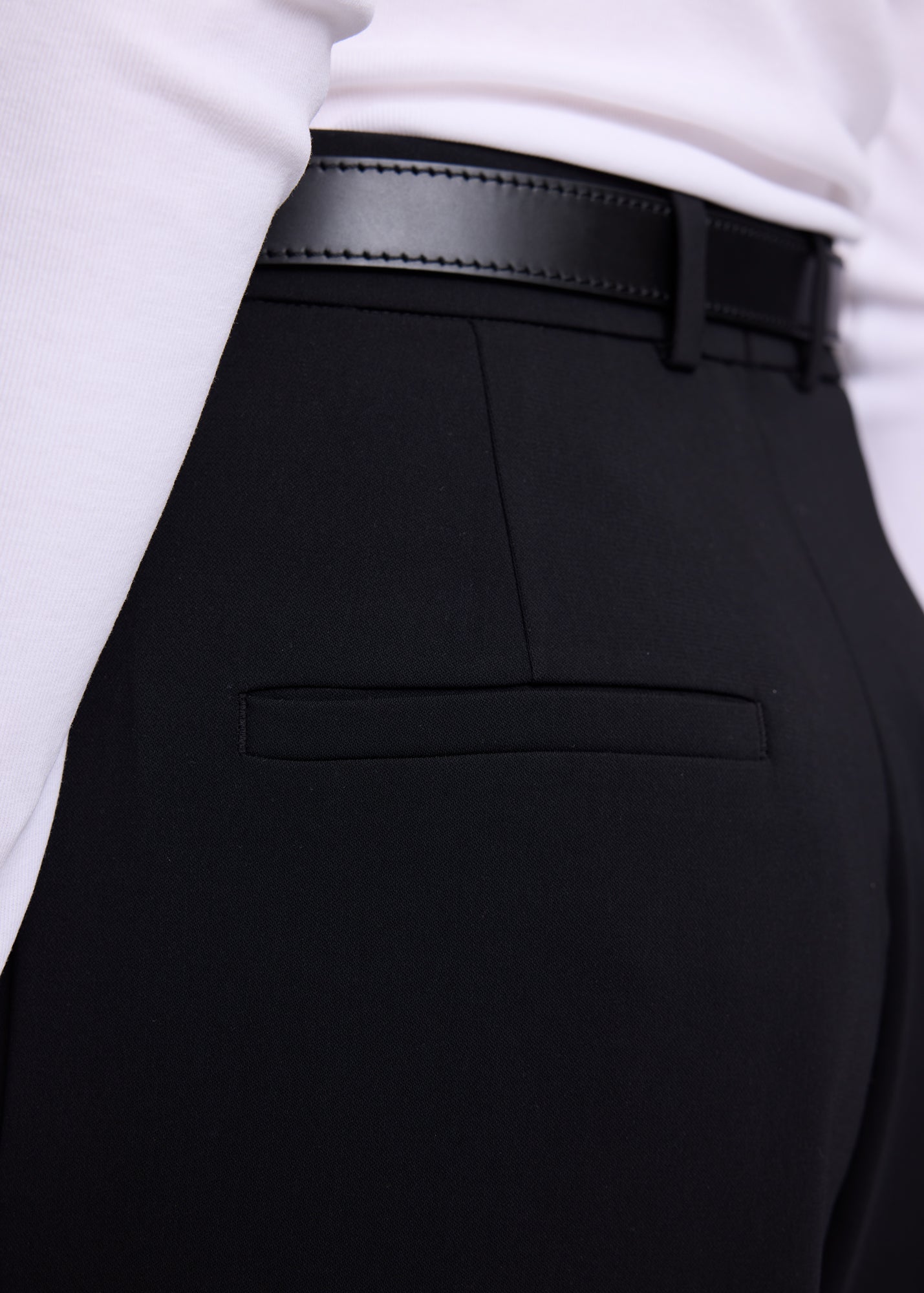 Regular fit crepe pants