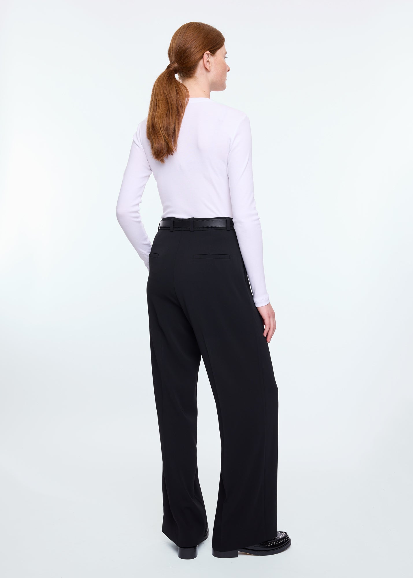 Regular fit crepe pants