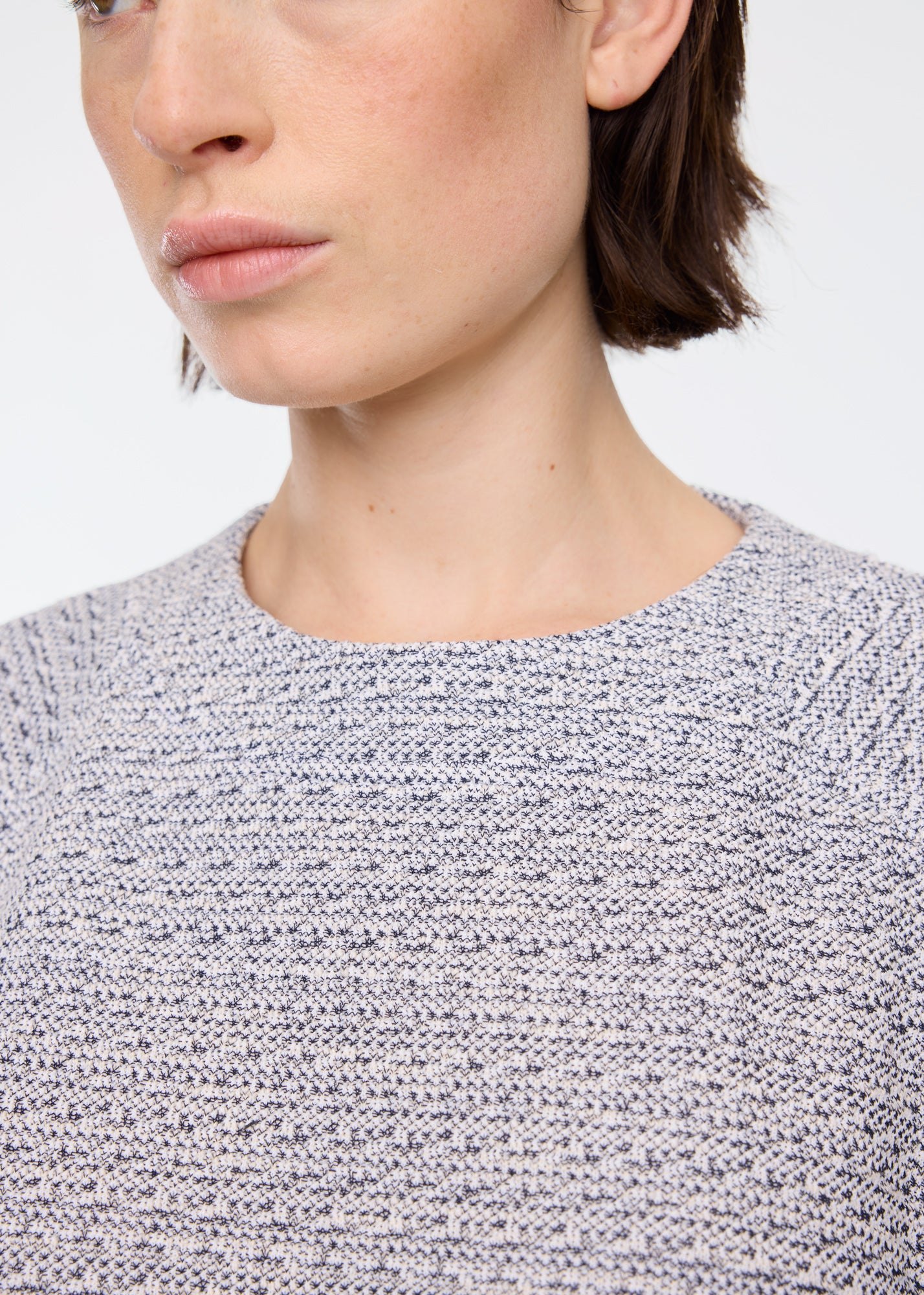 Relaxed structure sweater