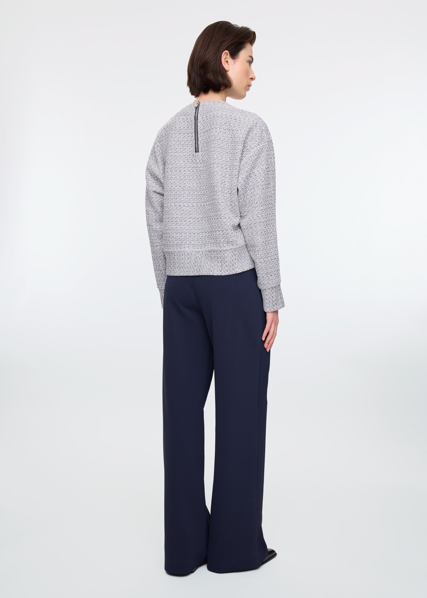 Relaxed structure sweater