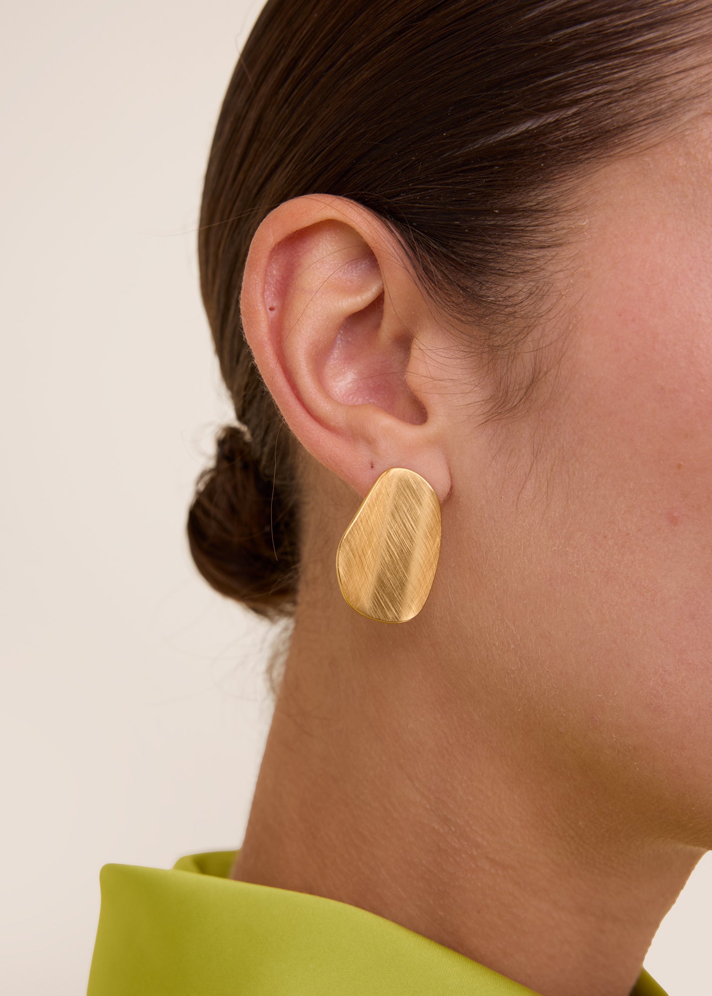 Organic gold plated earstud