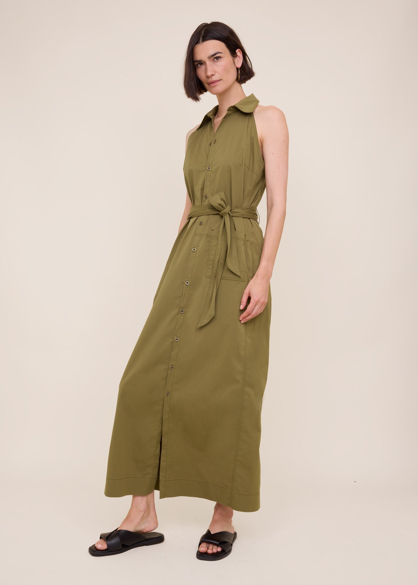 sleeveless-cotton-mix-halter-dress_180-36