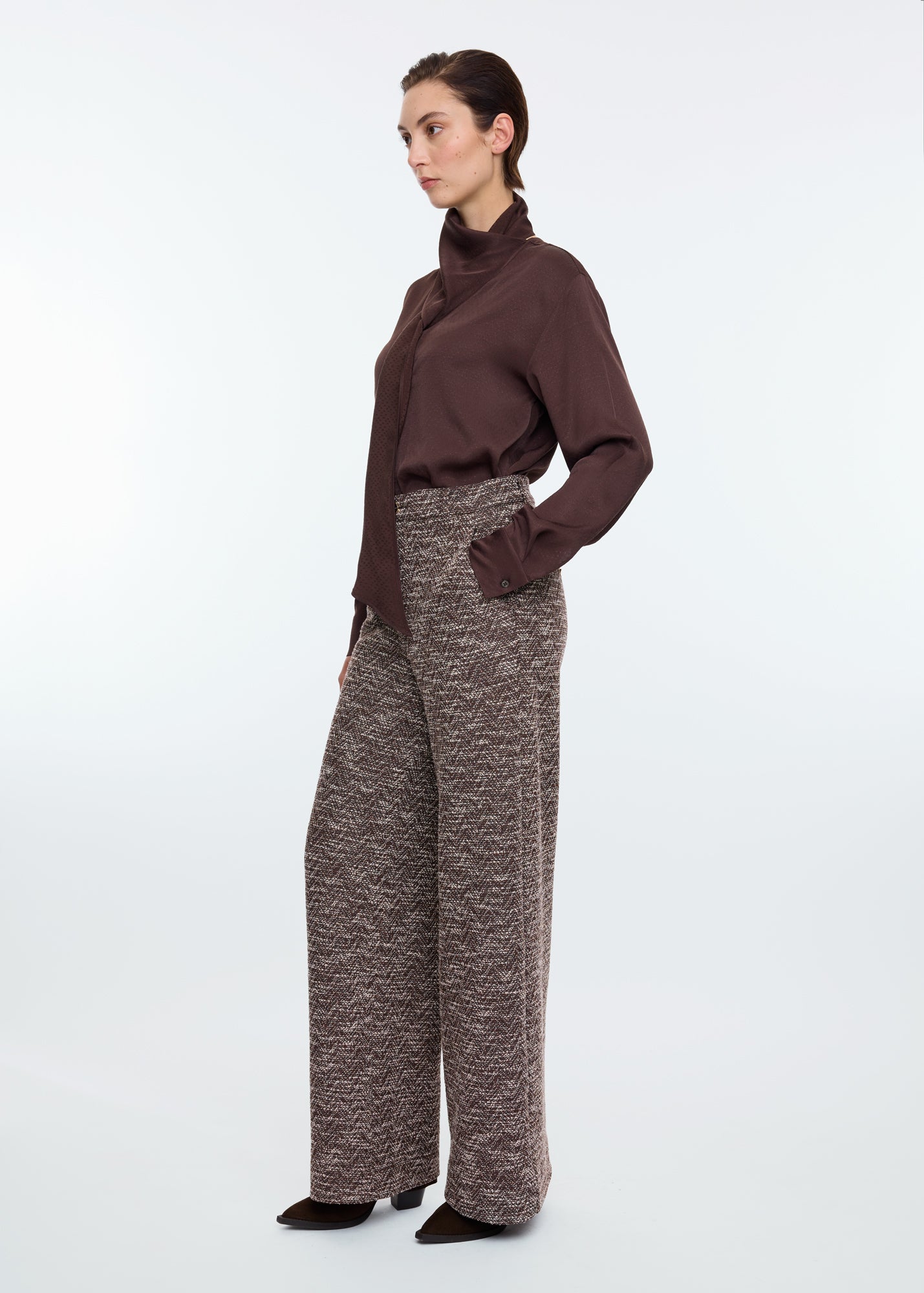 Boucle trousers